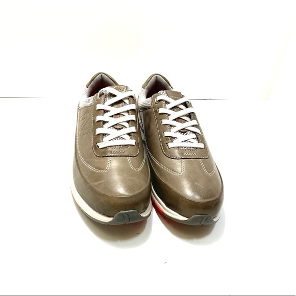 Beautiful Leather New Balance - Picture 2 of 14